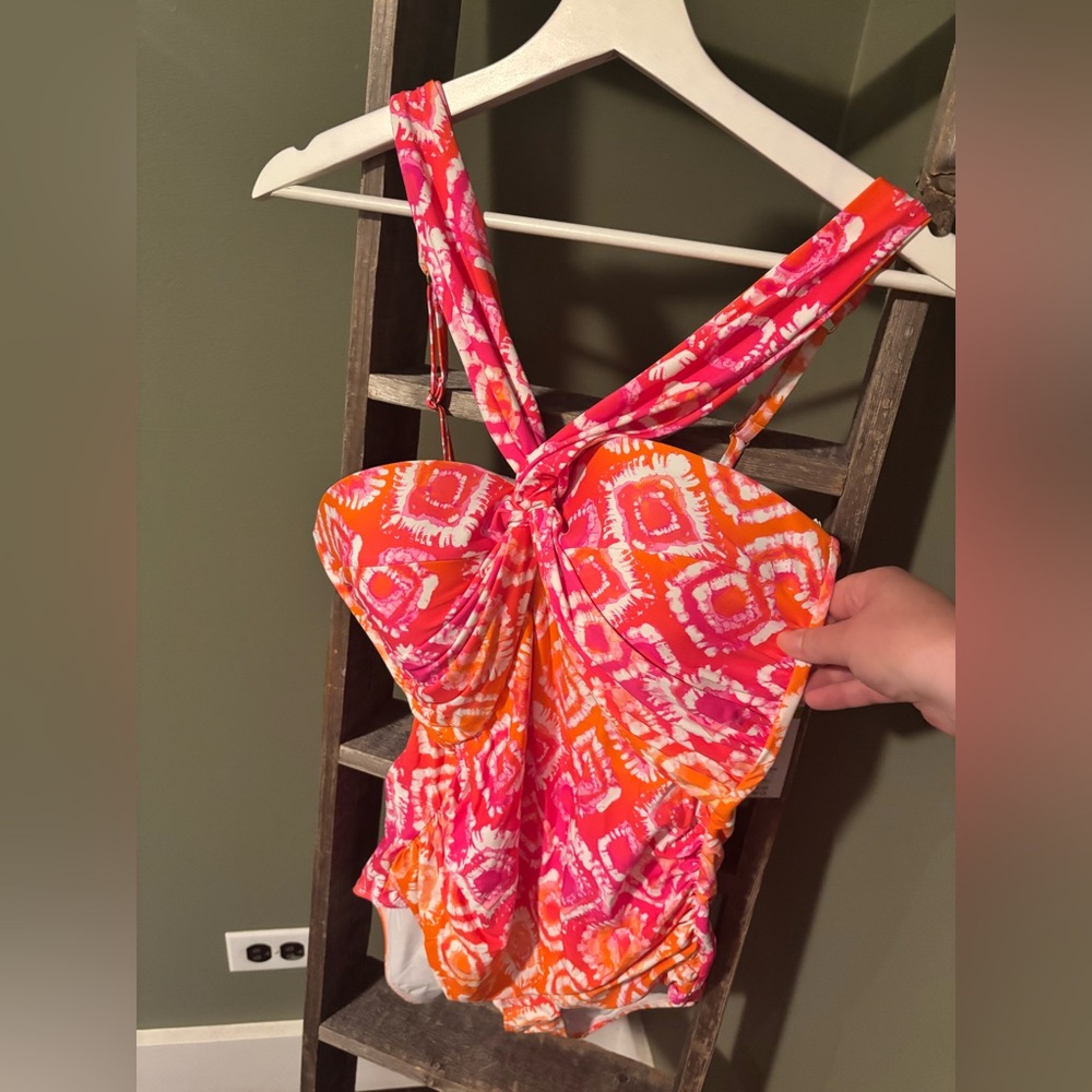 Anne Cole Tie-Dye Twist Front One Piece - Picture 4 of 7